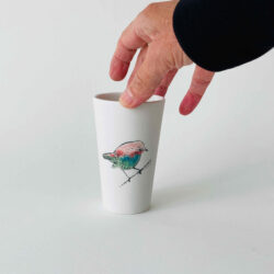tasse-porcelaine-illustration-oiseau-rose-vert